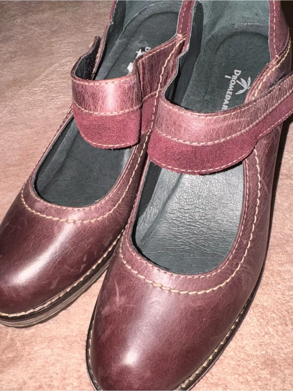 Dromedaris Red Maroon Mary Jane Heels size 9 or 40